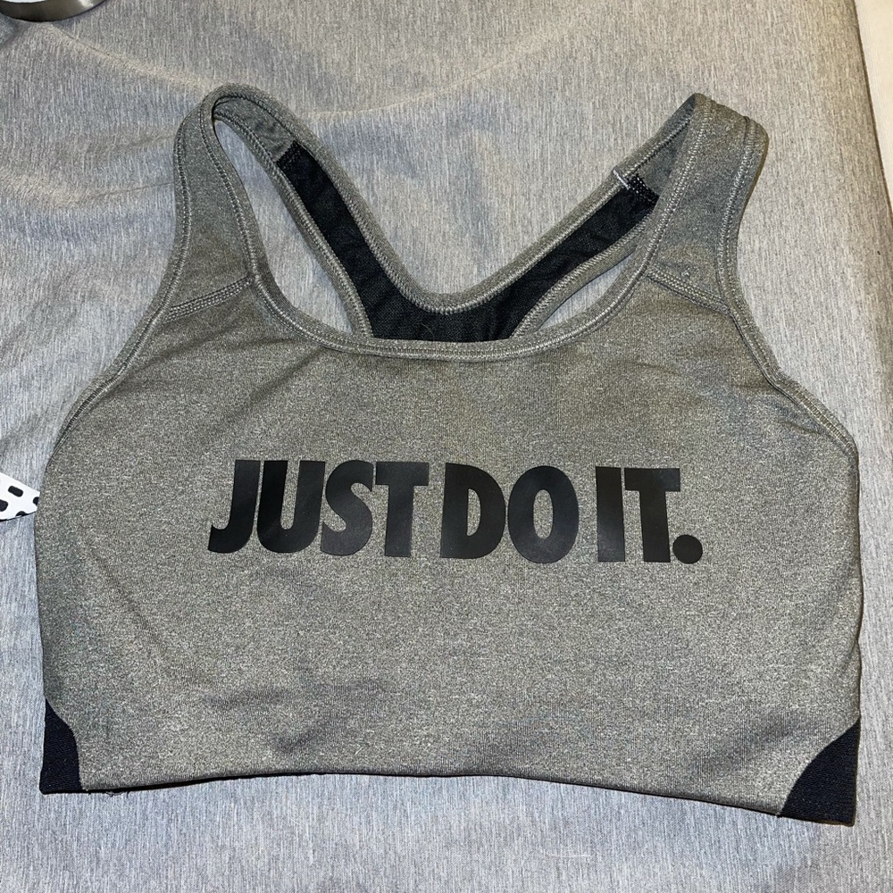 gray Nike sports bra